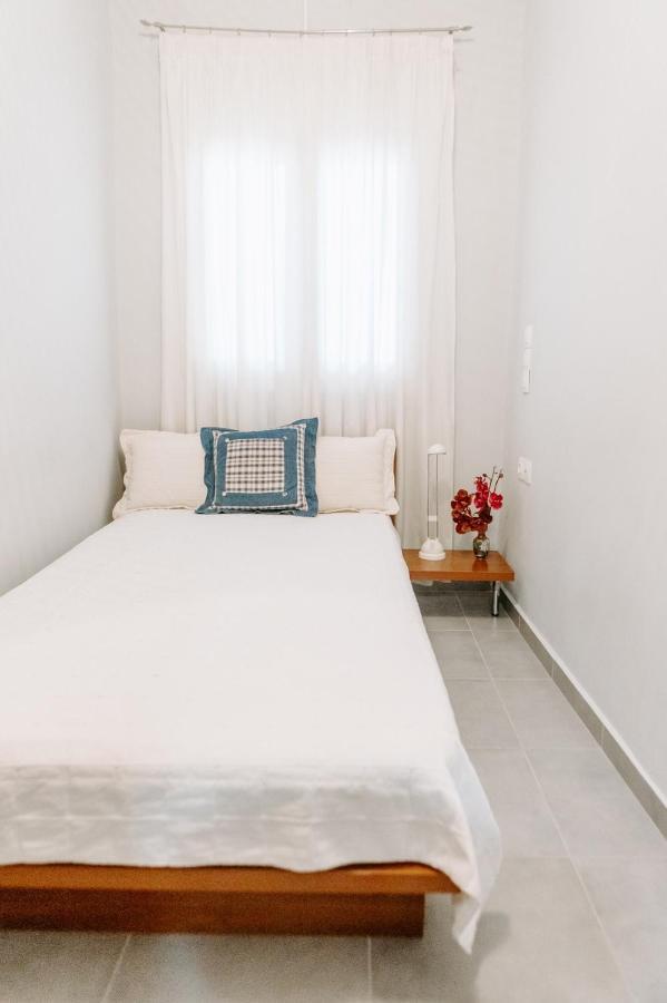 Pine Trees 55 Villa Атина Екстериор снимка